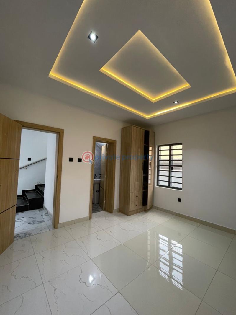 4 bedroom Detached Duplex For Sale Zone B, Akoto Estate, Elebu Akala Express Ibadan Oyo - 6