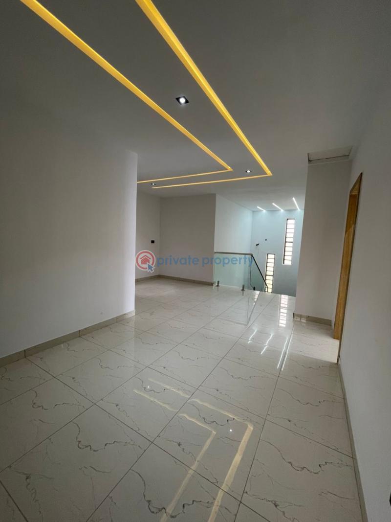 4 bedroom Detached Duplex For Sale Zone B, Akoto Estate, Elebu Akala Express Ibadan Oyo - 19