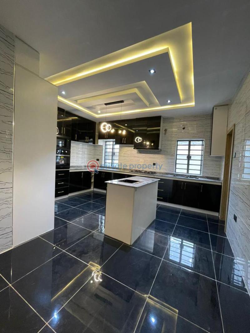 House For Sale Zone B, Akoto Estate, Elebu, Akala Express, Ibadan Ibadan Oyo - 4