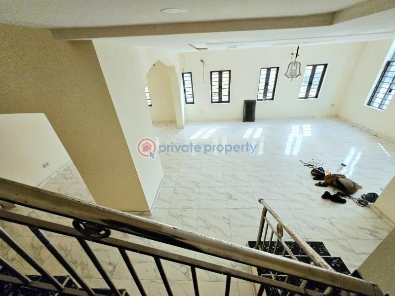 6 bedroom Detached Duplex For Sale Chevron Drive Lekki Lagos - 6