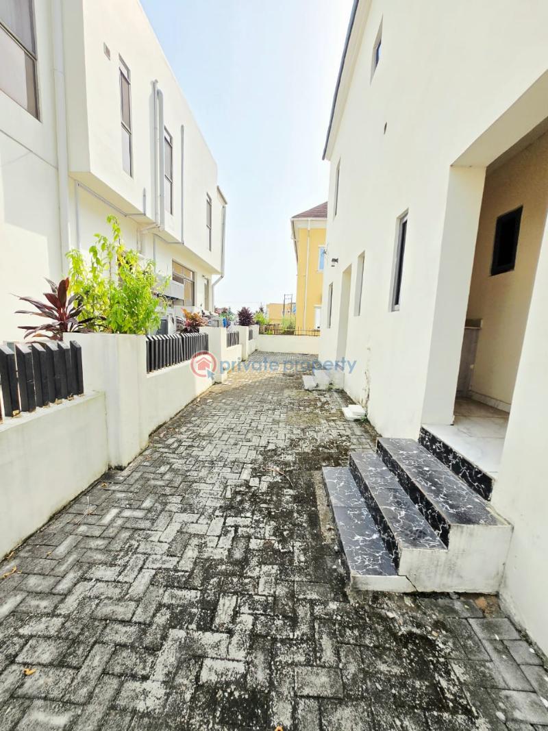 6 bedroom Detached Duplex For Sale Chevron Drive Lekki Lagos - 20