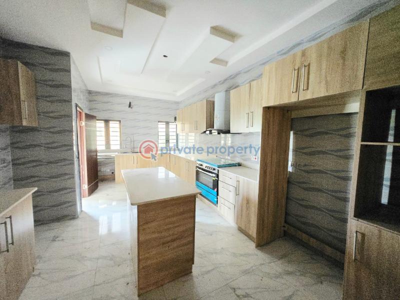 6 bedroom Detached Duplex For Sale Chevron Drive Lekki Lagos - 2
