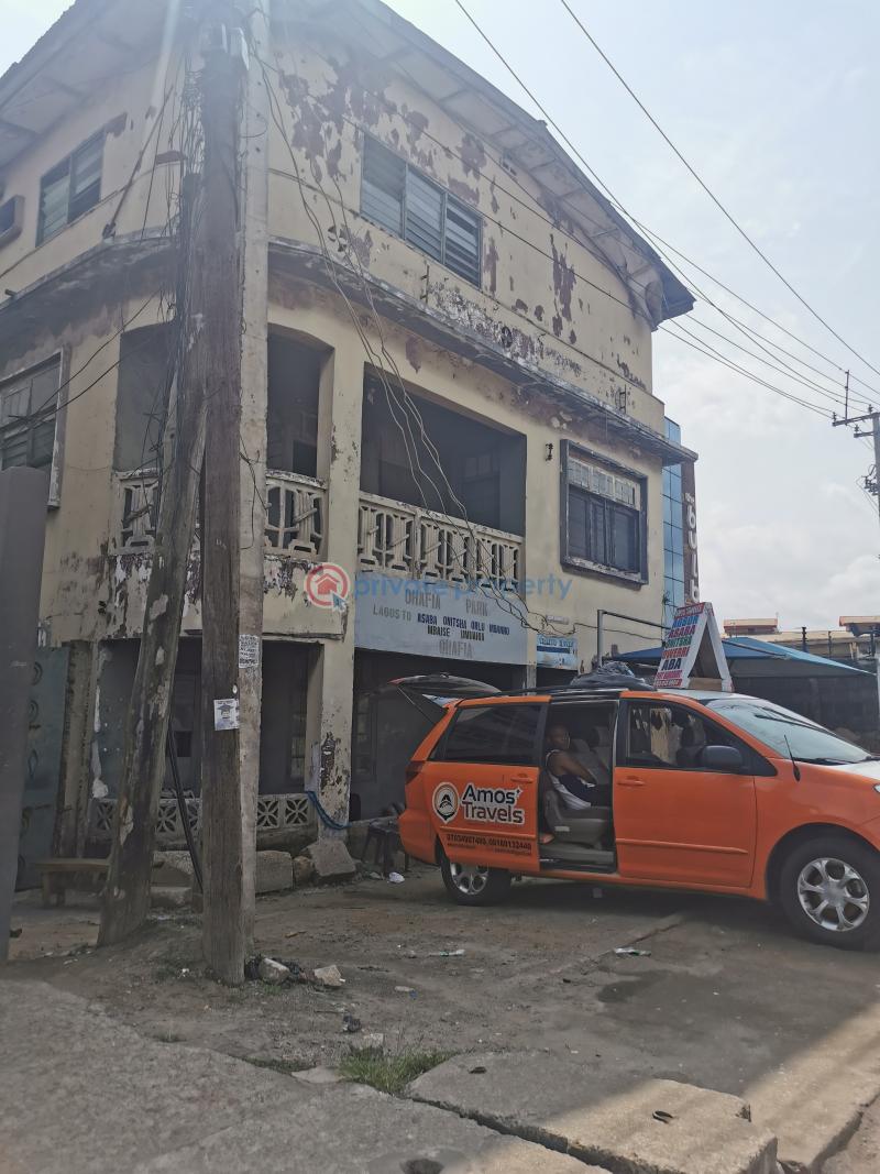 A duplex of  6 bedroom - 2 6 bedroom Duplex For Sale Ikorodu Road Jibowu Yaba Lagos - 2