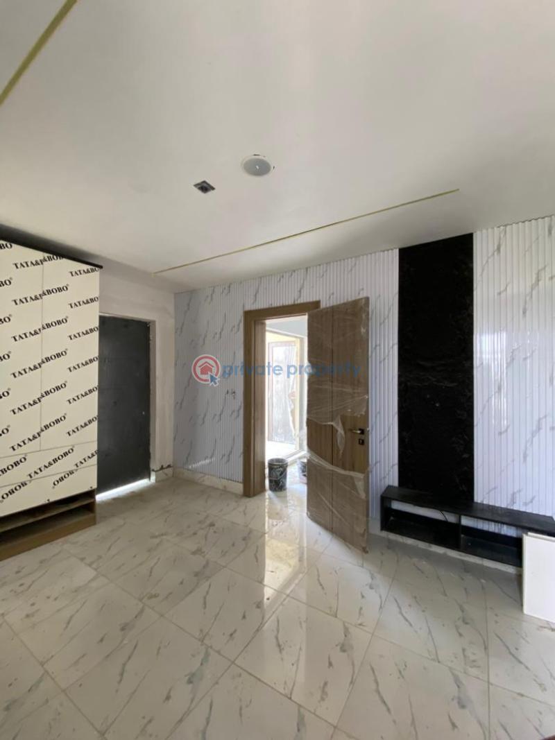 2 bedroom Flat & Apartment For Sale Freedom Way Lekki Phase 1 Lagos - 3