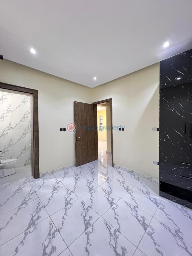 2 bedroom Flat & Apartment For Sale Lekki Phase 1 Lagos - 3