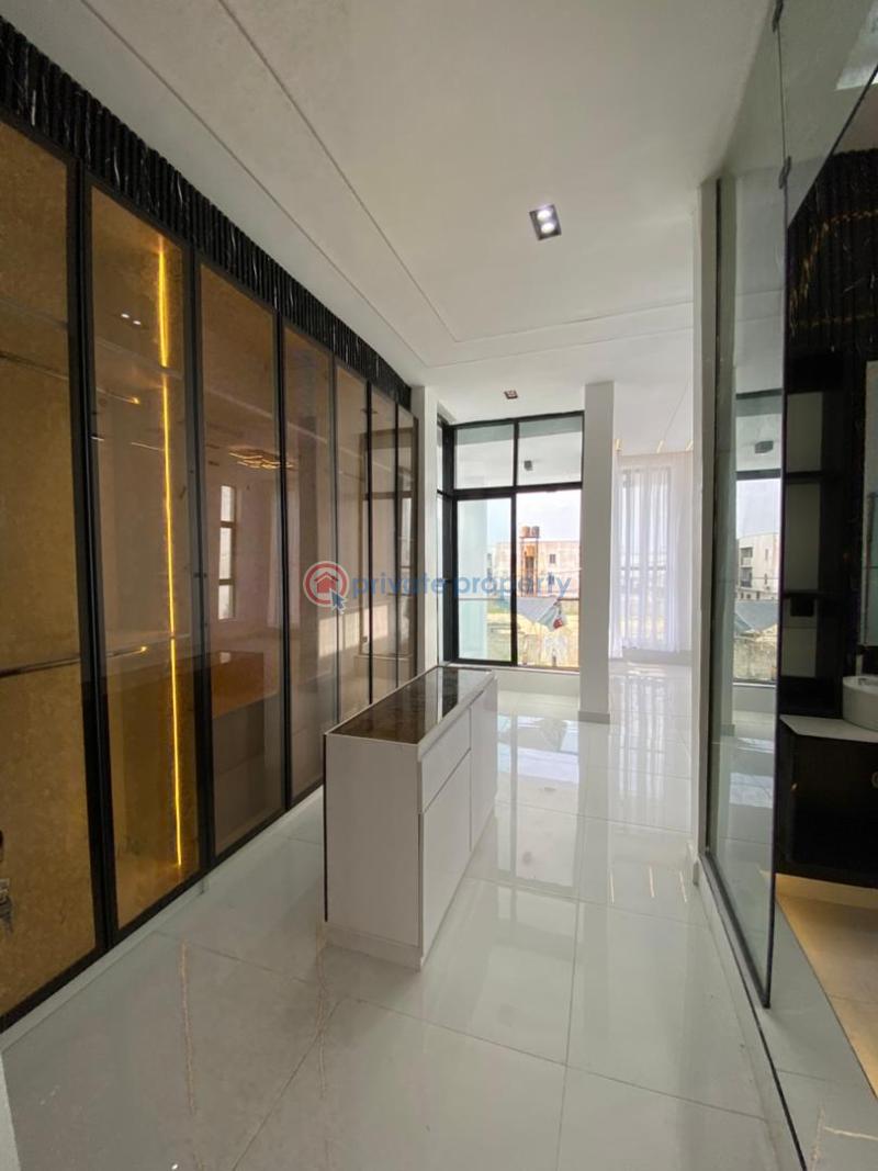 5 bedroom Detached Duplex For Sale Ikota Lekki Lagos - 3
