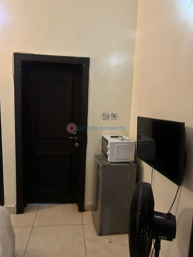 1 bedroom Self Contain Short let Paradise 1 Chevron Drive Lekki Lagos - 3