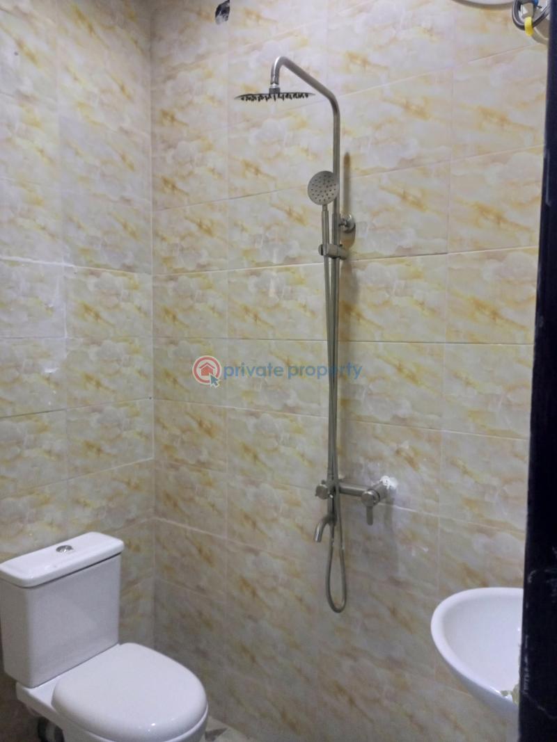 2 bedroom Block Of Flats For Rent Duduyemi Bucknor Estate. Jakande Axis. Bucknor Estate Isolo Lagos - 17