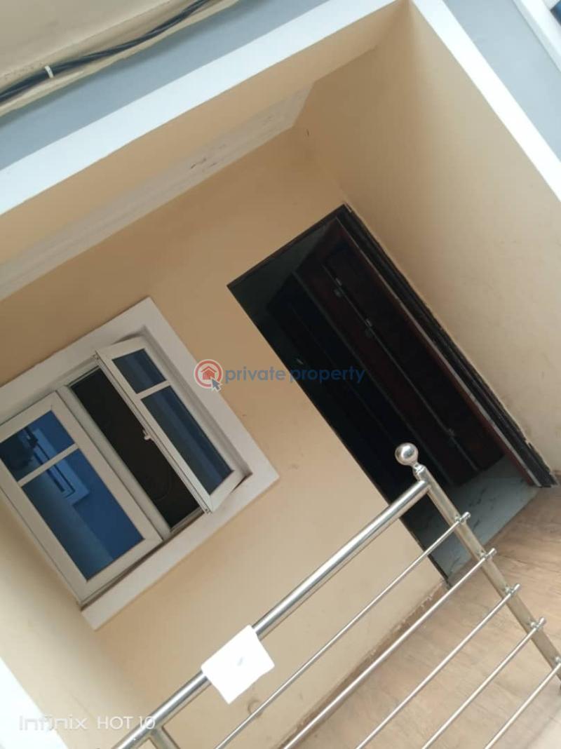 2 bedroom Block Of Flats For Rent Lawyer Oke Street, Elewure Akala Express Ibadan Oyo - 7