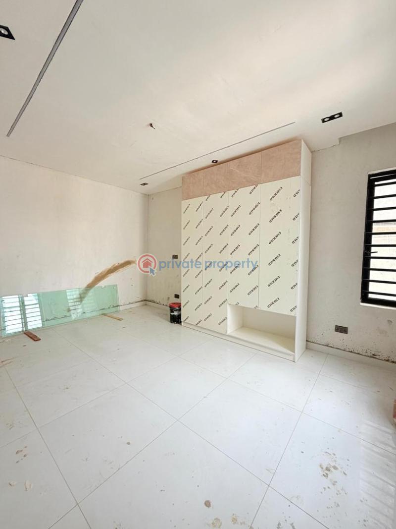 1 bedroom Flat & Apartment For Sale Freedom Way Lekki Phase 1 Lagos - 2
