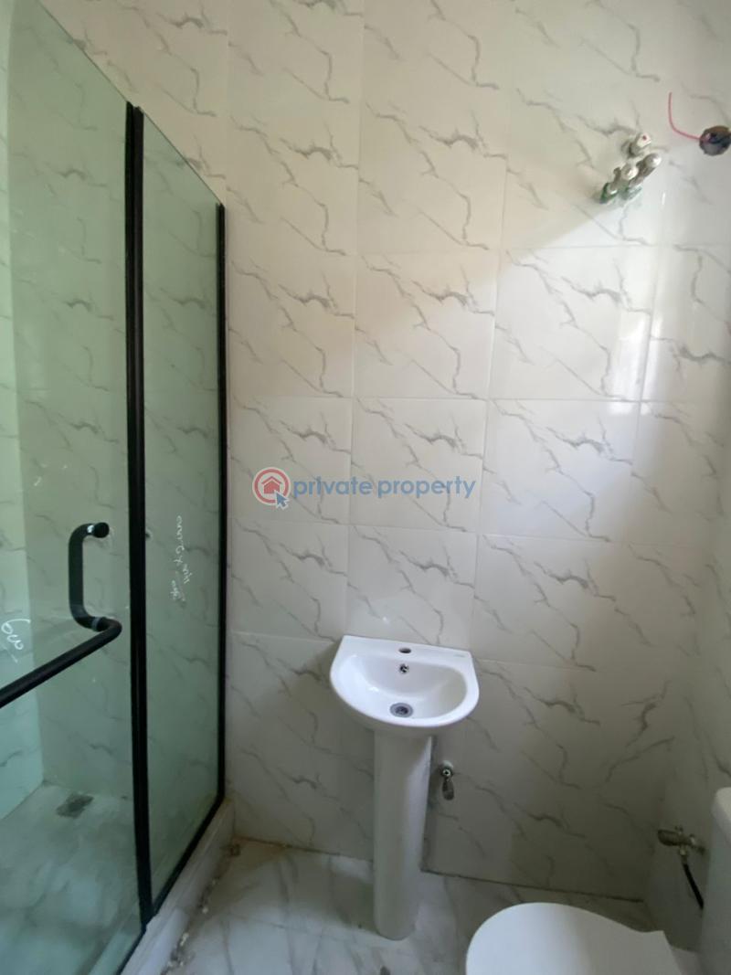 4 bedroom Semi detached Duplex For Sale Chevron Drive Lekki Lagos - 8