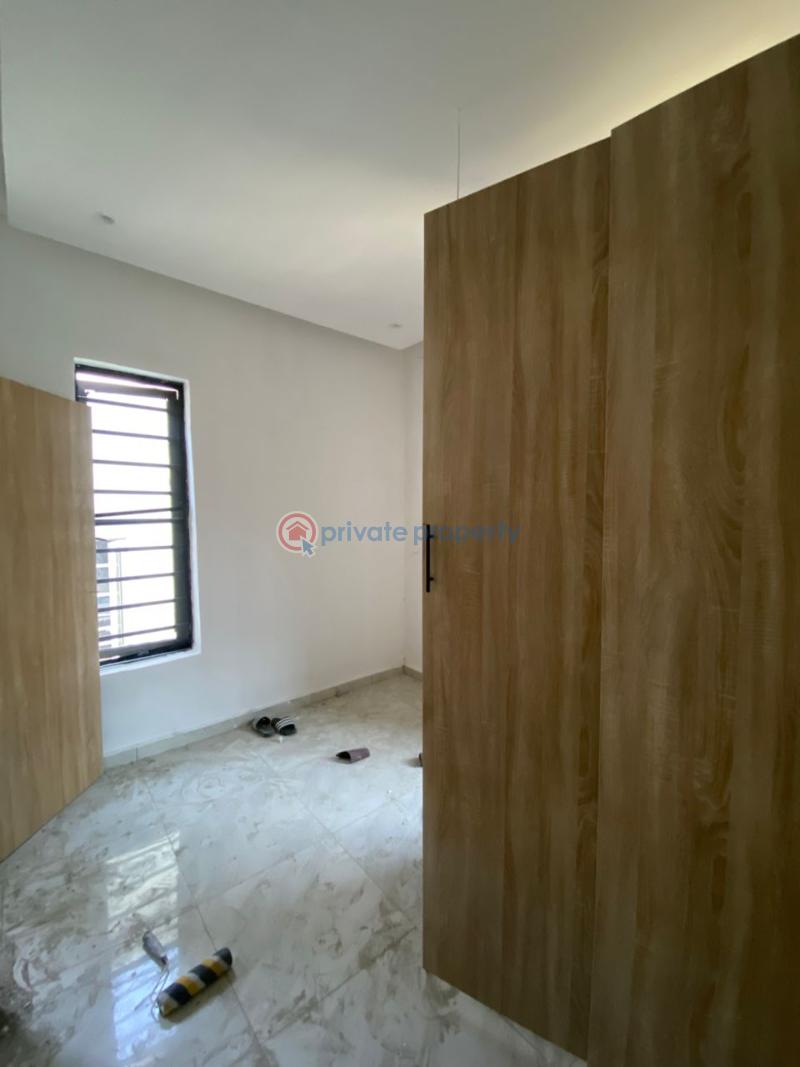 4 bedroom Semi detached Duplex For Sale Chevron Drive Lekki Lagos - 6