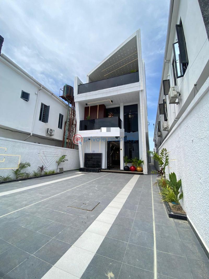 5 bedroom Detached Duplex For Sale Ikota Lekki Lagos - 32