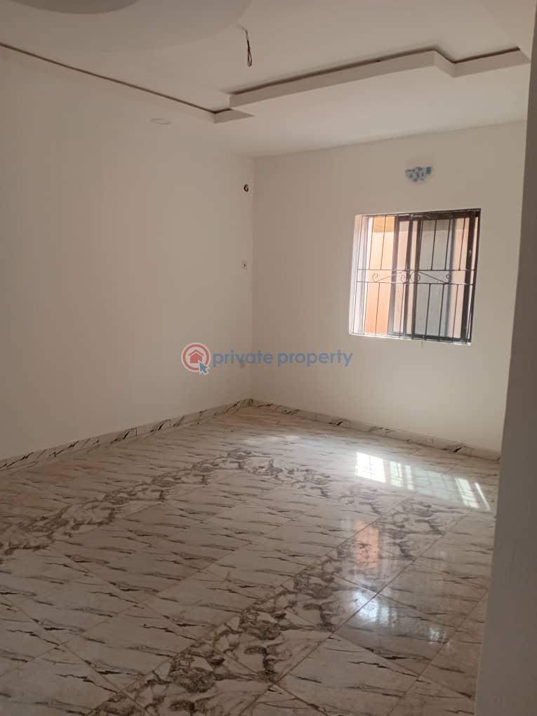 2 bedroom Block Of Flats For Rent Opic Estate Berger Ojodu Lagos - 4