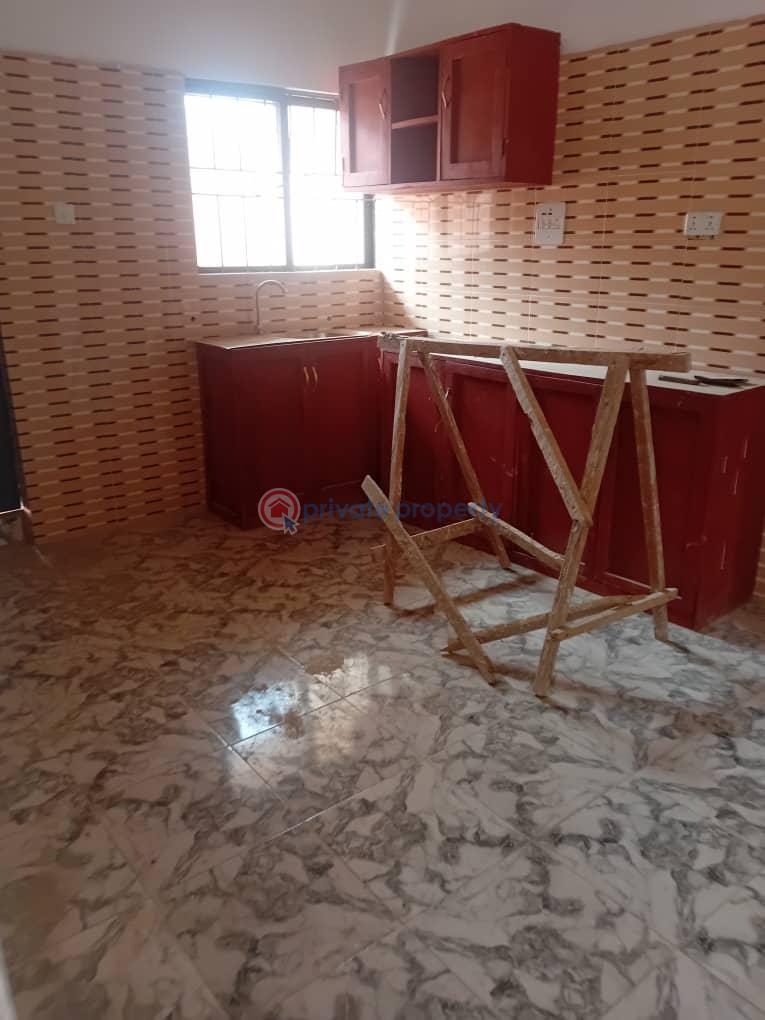 2 bedroom Block Of Flats For Rent Opic Estate Berger Ojodu Lagos - 3