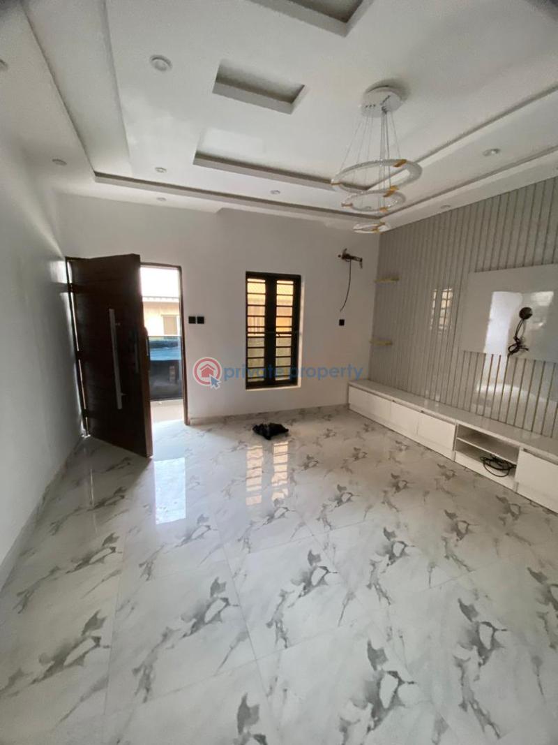 2 bedroom Block Of Flats For Rent Omole Phase2 Omole Phase 2 Ojodu Lagos - 1