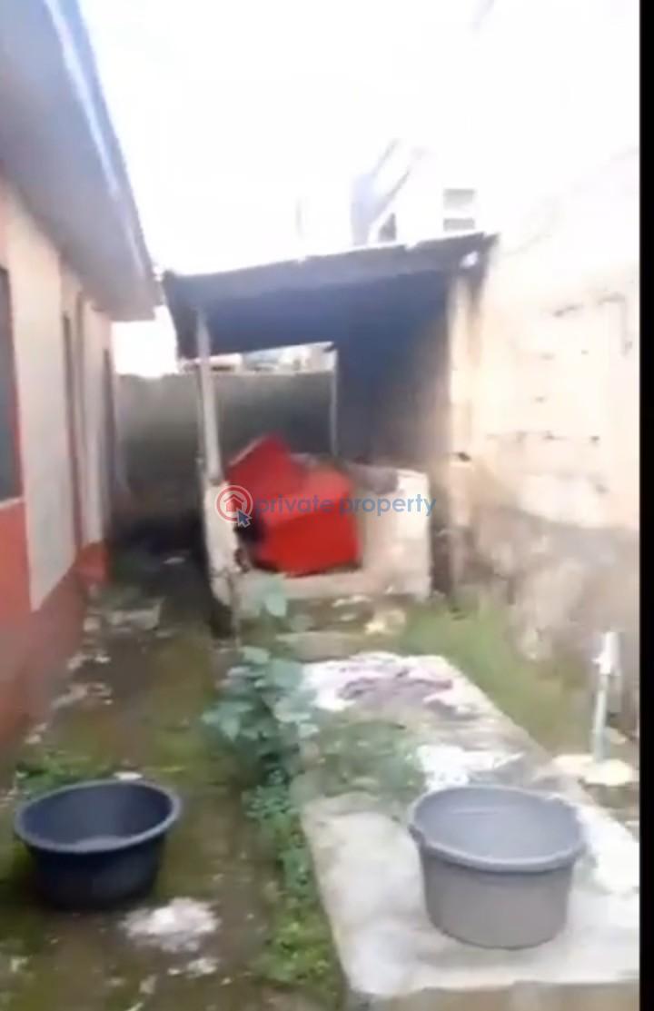 3 bedroom Bungalow For Sale Ipaja Lagos - 4