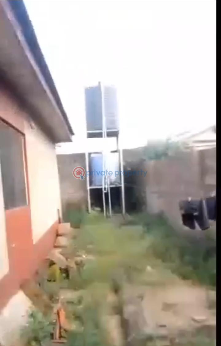3 bedroom Bungalow For Sale Ipaja Lagos - 3