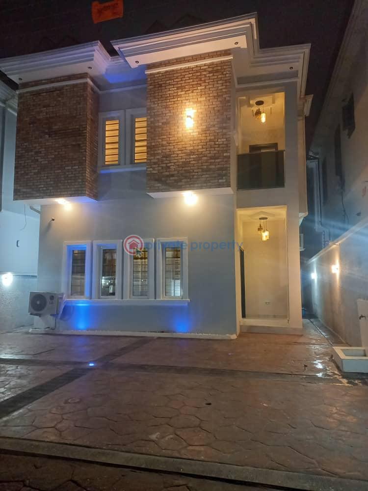 A four bedroom serviced apartment available for shortlet in eletu lekki - 5 4 bedroom Duplex Short let 62a Muritala Eletu Way, Osapa London, Lekki, Lagos, Nigeria Osapa Lekki Lagos - 5