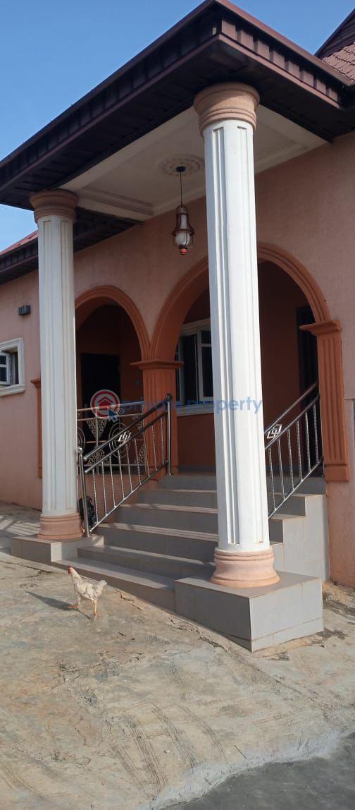 Bungalow For Sale Oseni Street, Igbogbo, Ikorodu Igbogbo Ikorodu Lagos