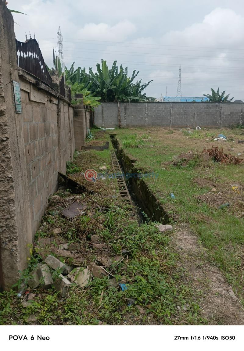 A full plot of land inside an estate - 3 Residential Land For Sale Gemade Estate Egbeda Lgs Alimosho Lagos - 3