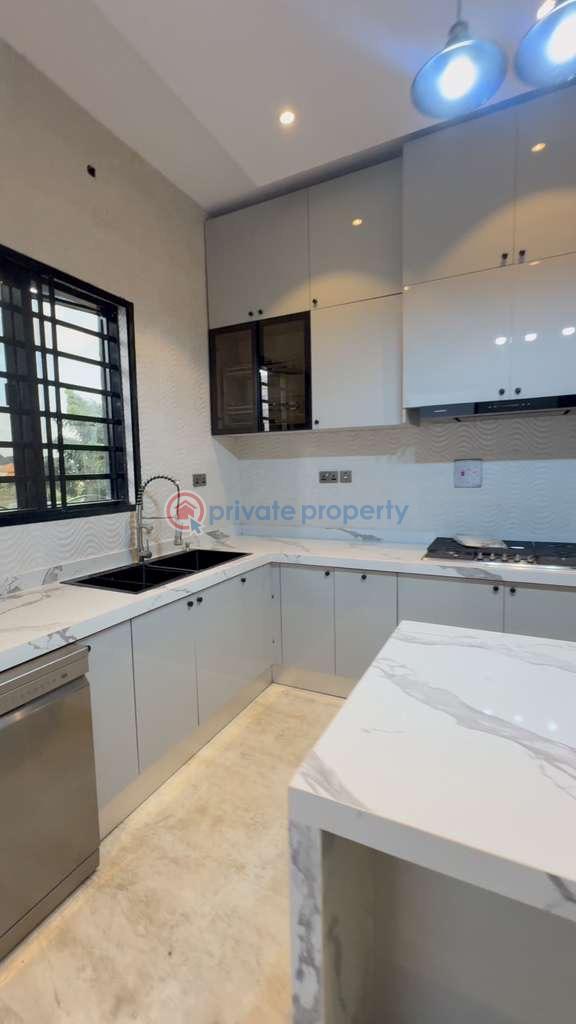 5 bedroom Detached Duplex For Sale Legacy Estate, Kolapo Ishola Gra, Ibadan Oyo - 7