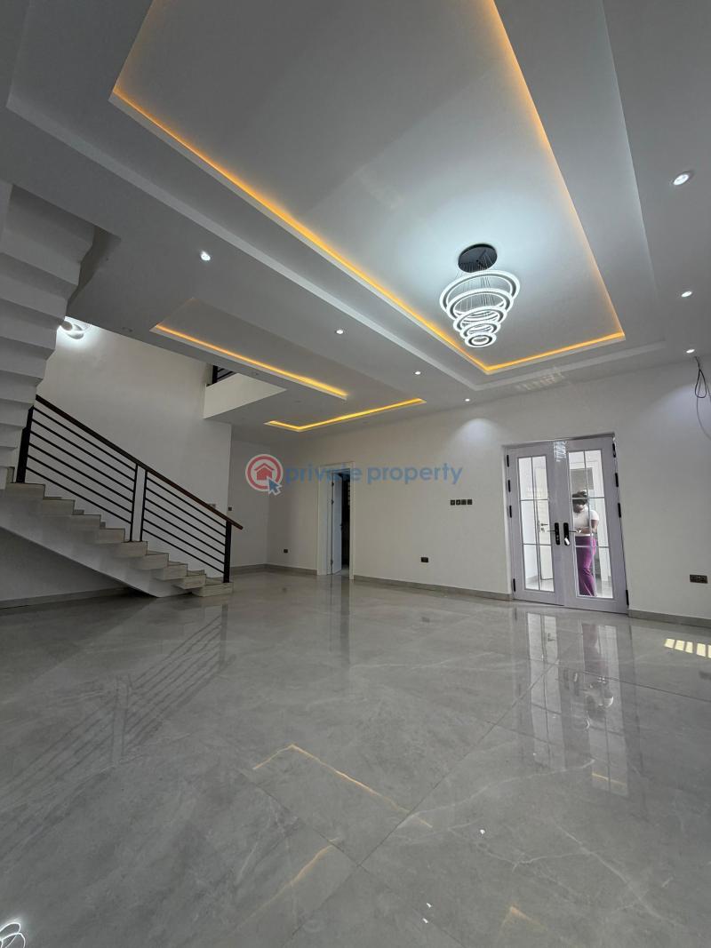 5 bedroom Detached Duplex For Sale Legacy Estate , Kolapo Ishola Gra Akobo Ibadan Oyo - 12