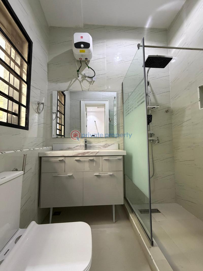 5 bedroom Detached Duplex For Sale Legacy Estate , Kolapo Ishola Gra Akobo Ibadan Oyo - 11