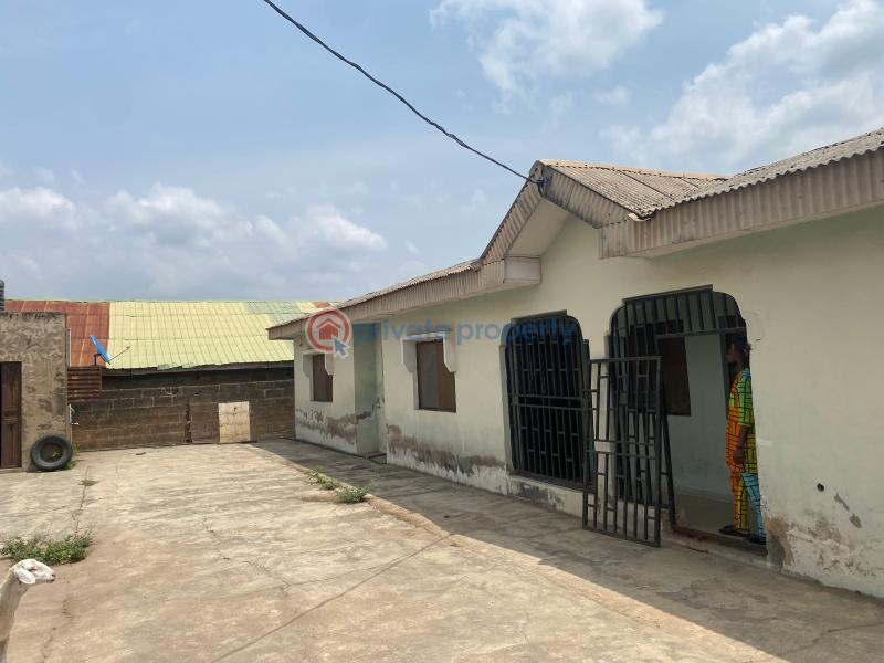 3 bedroom Detached Bungalow For Sale Ifelodun Community, Odo Eran, Gbanagun, Abeokuta Abeokuta Ogun - 1
