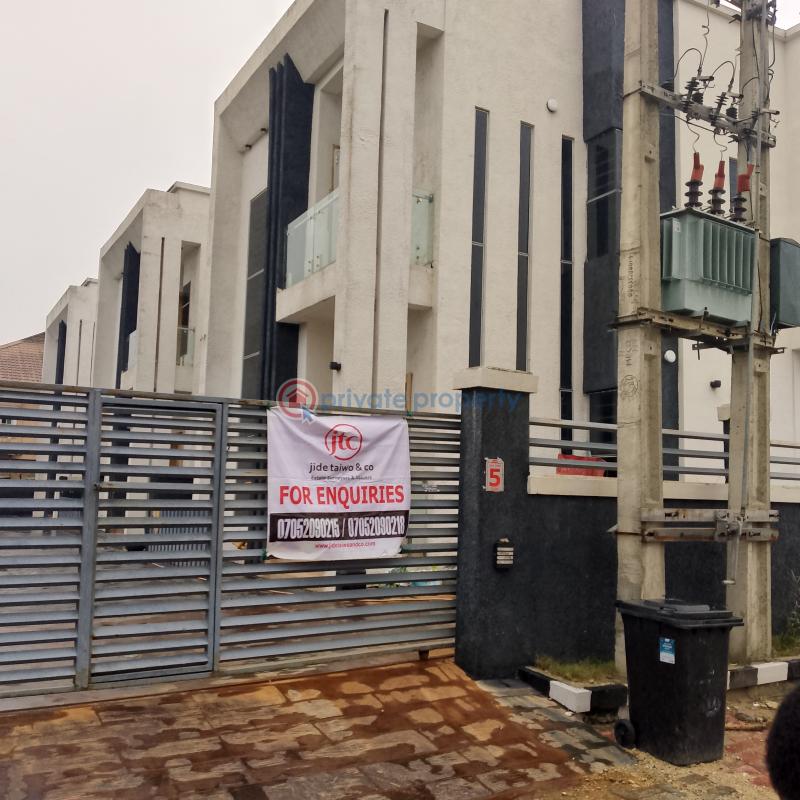 6 bedroom Detached Duplex For Sale Silver Point Estate Badore Ajah Lagos - 2