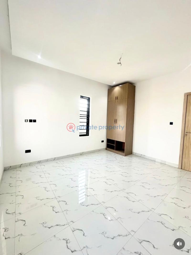 4 bedroom Semi detached Duplex For Sale Chevron Drive Lekki Lagos - 5