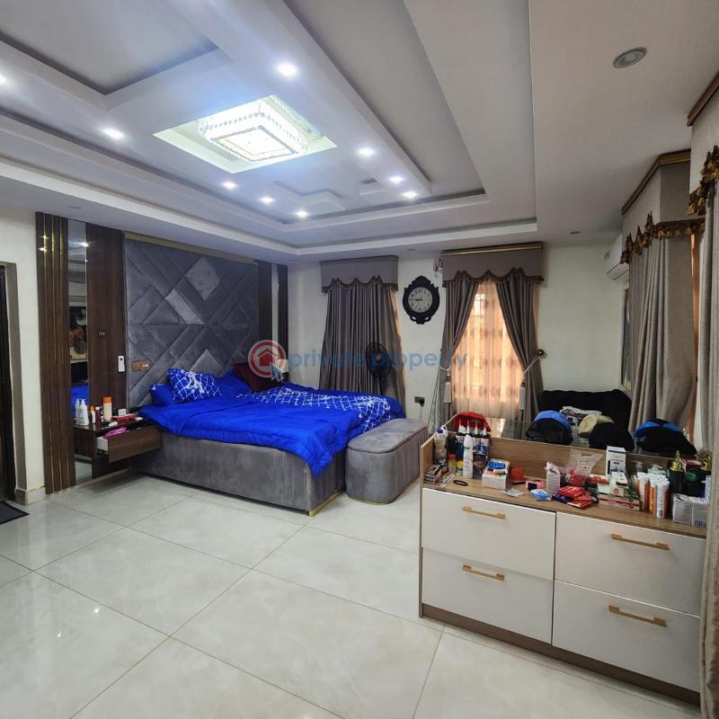 7 bedroom Detached Duplex For Sale Providence Estate, Eleyele, Eleyele Ibadan Oyo - 2