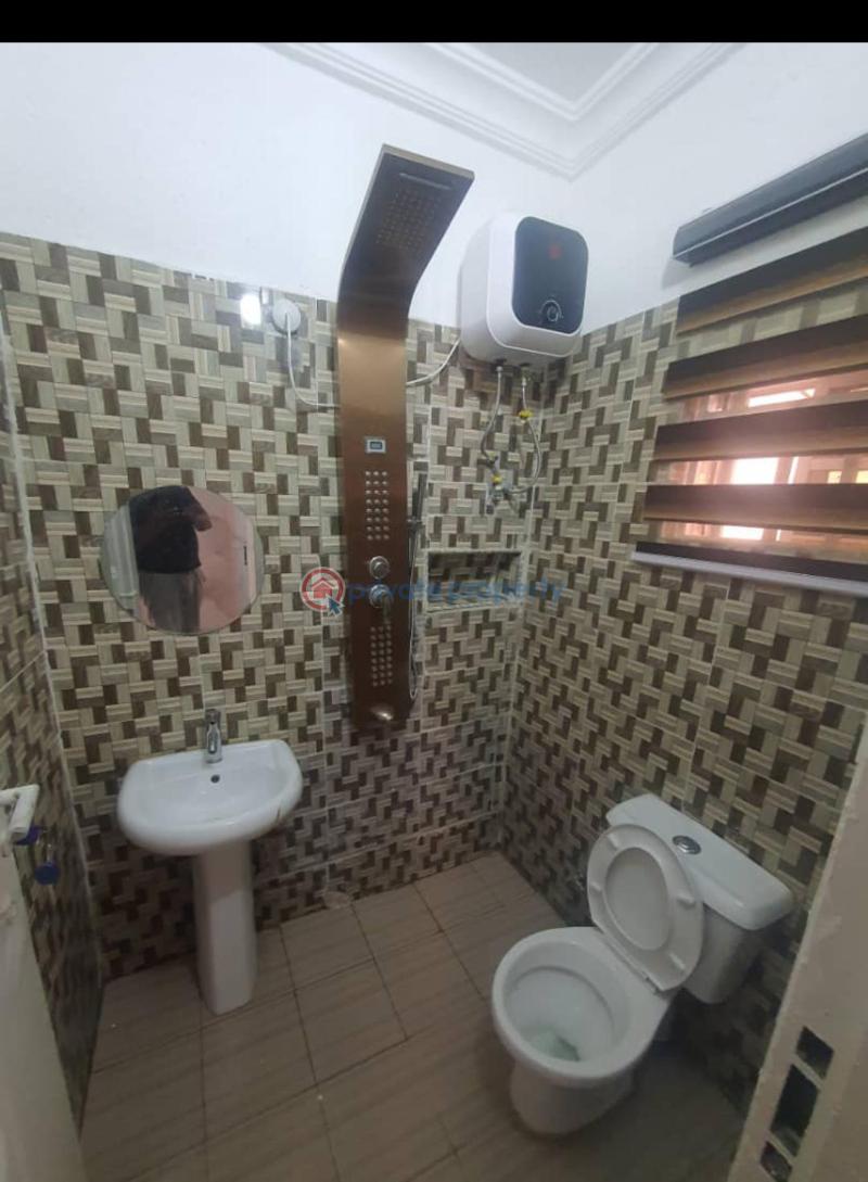 1 bedroom Self Contain For Rent 13, 32 Crescent Off 3rd Avenue, Behind Evelyn Gardens. Gwarimpa. Abuja Gwarimpa Abuja Phase 3  - 8