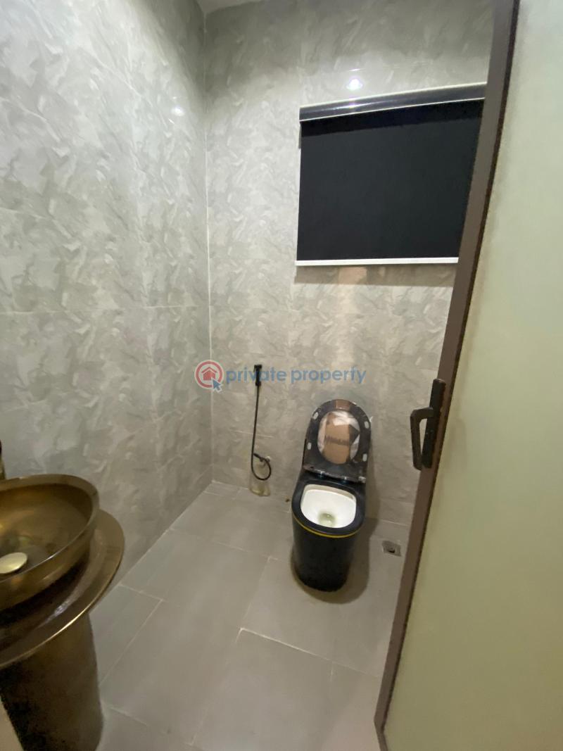 House For Rent Location : Fas Fas Bus Stop Before Gbagi Along Old Ife Road Beside Community Health Centre Ibadan Oyo - 4