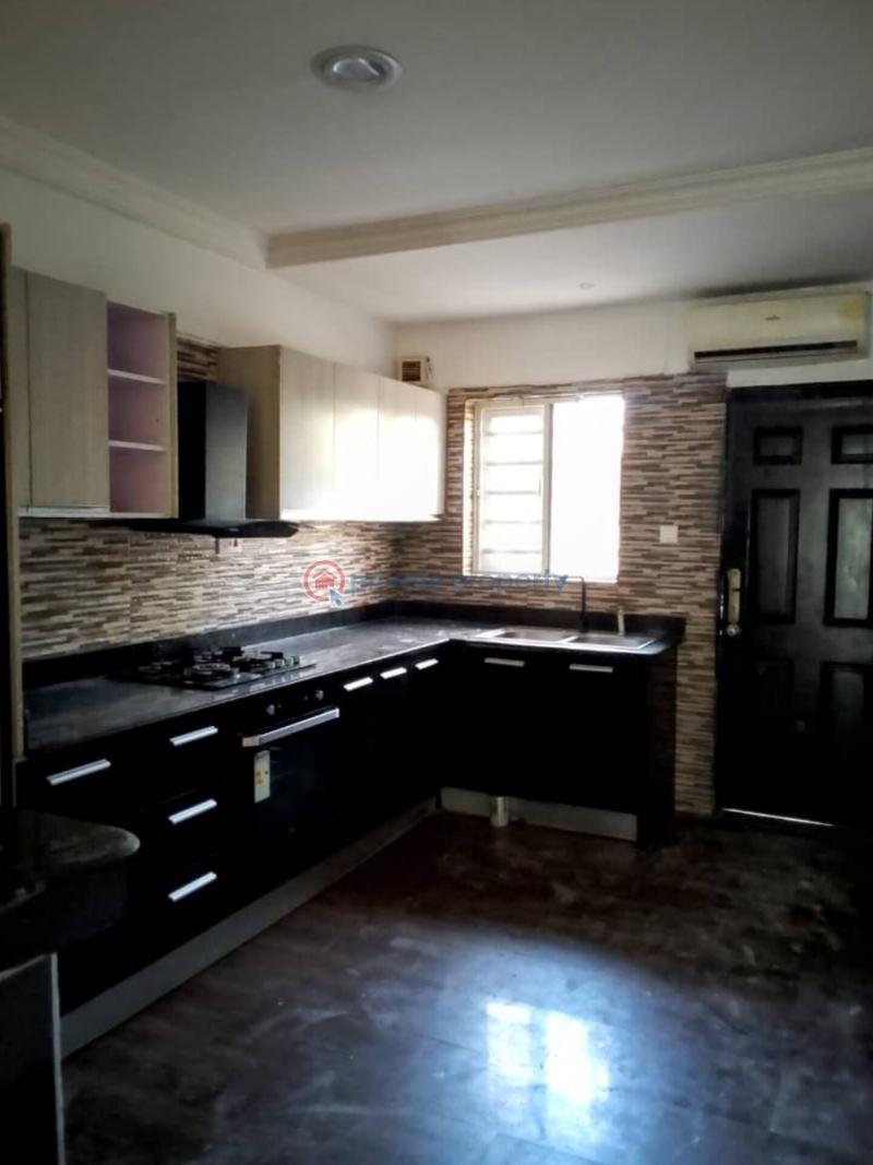 A fully serviced 2 bedroom flat with swimming pool and gym, fitted kitchen, acs, price:12m - 2 Block Of Flats For Rent Oniru Victoria Island Lagos - 2
