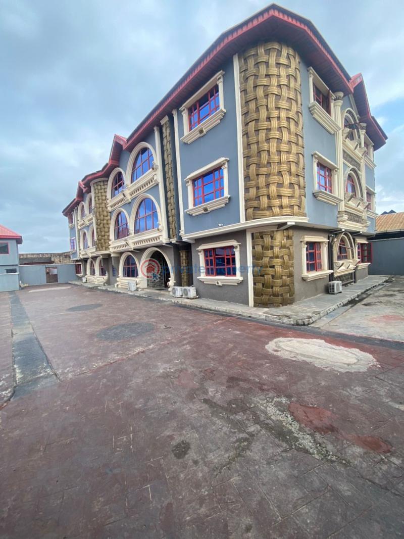 Hotel For Sale Unity Estate, Egbeda Alimosho Lagos - 3