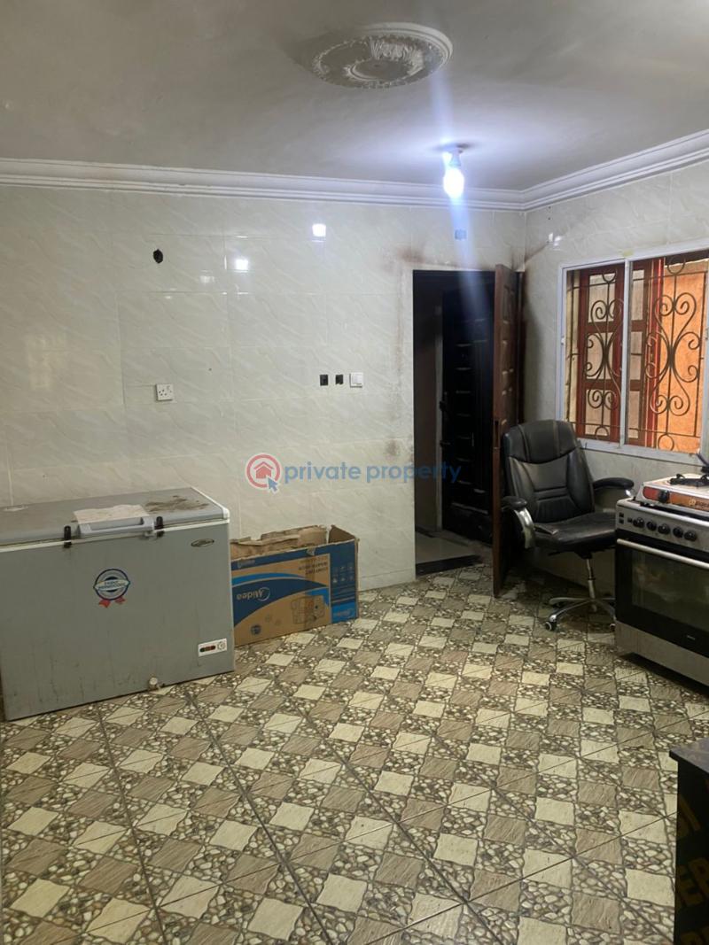 Hotel For Sale Unity Estate, Egbeda Alimosho Lagos - 6