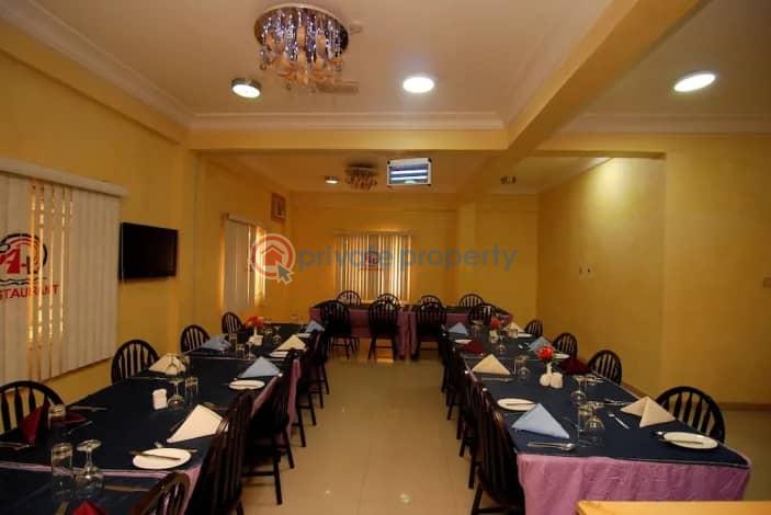 Hotel For Sale Off Ahmadu Bello Way, In The Heart Of Garki Area 11 Garki Abuja Phase 1  - 9