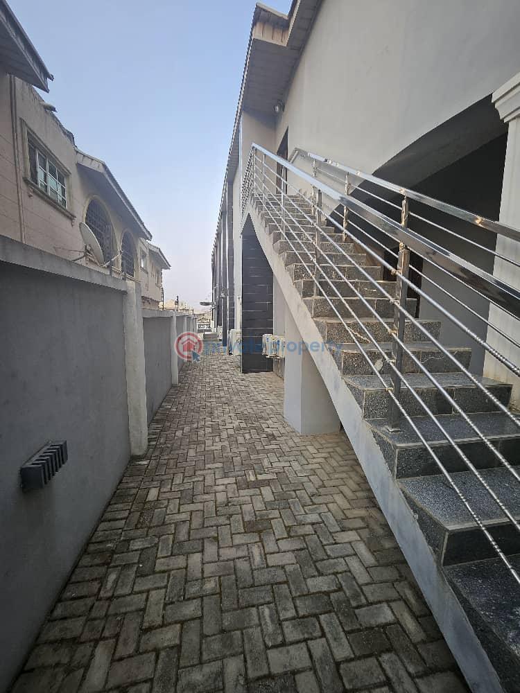 Event Hall For Sale Idi Ishin Area Jericho Ibadan Oyo - 3
