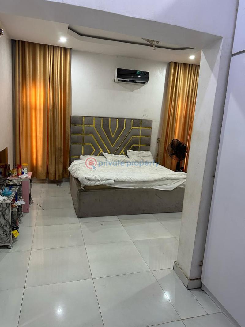 4 bedroom Detached Duplex For Sale Olumbe Bashir, Bodija/ashi Ibadan Oyo - 3