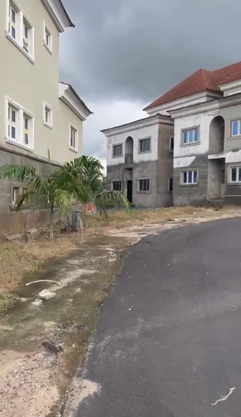 House For Sale Karumo Abuja Phase 1  - 2