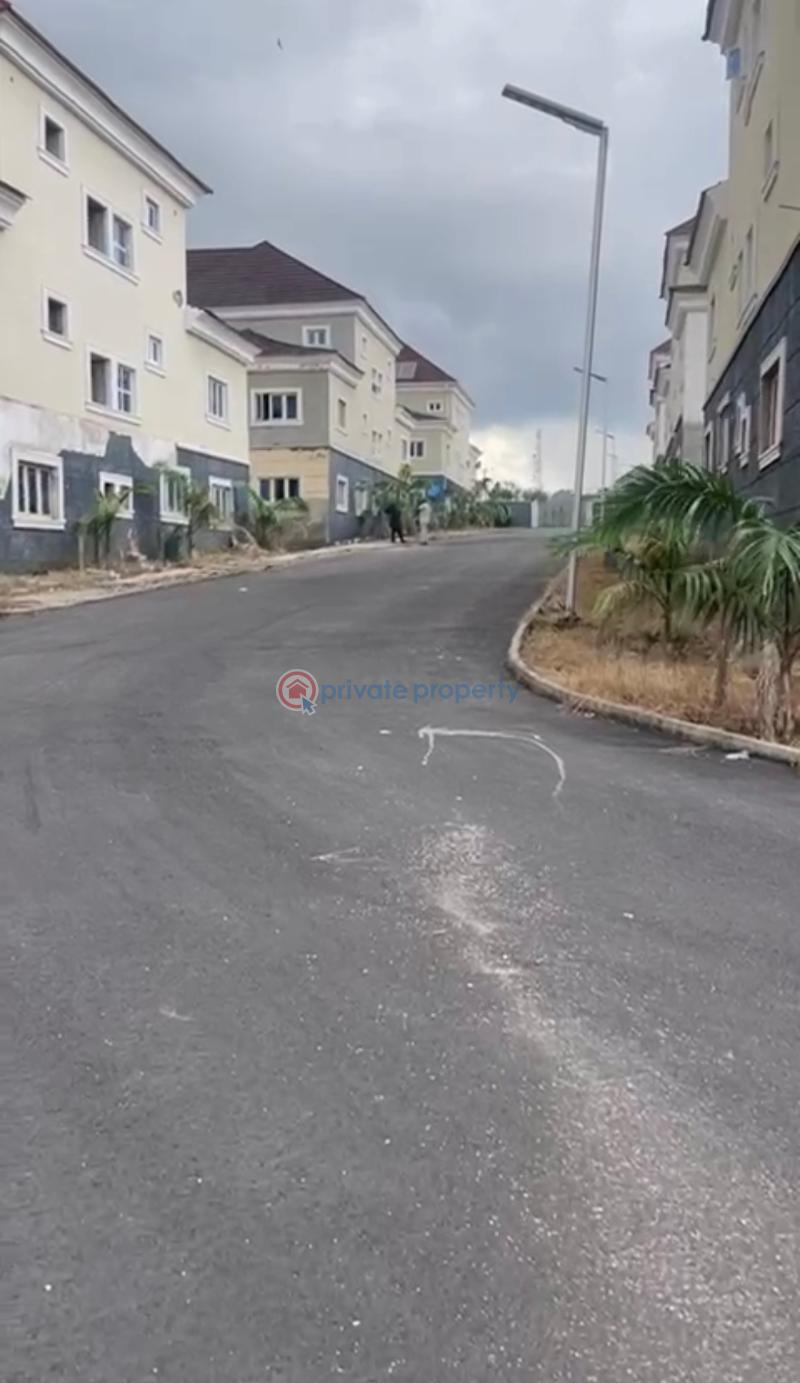 House For Sale Karumo Abuja Phase 1  - 3