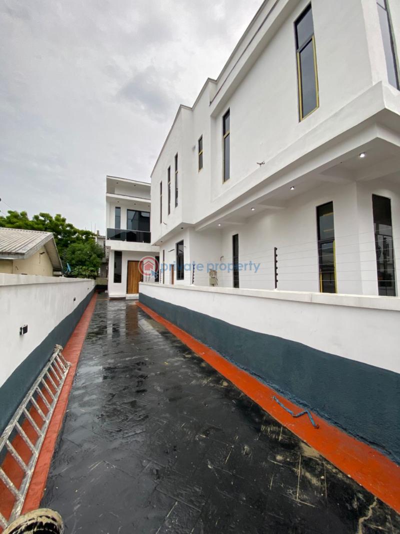 4 bedroom Detached Duplex For Sale Sangotedo Ajah Lagos - 15
