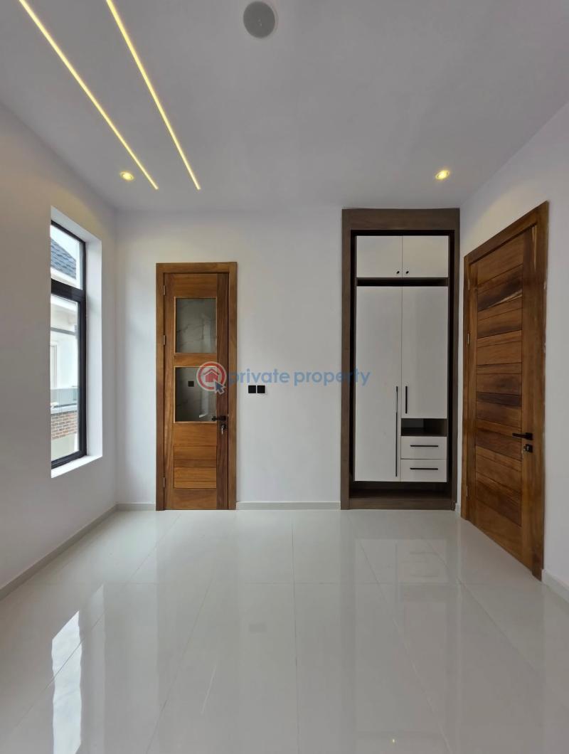 5 bedroom Detached Duplex For Sale Lekki Phase 1 Lagos - 12