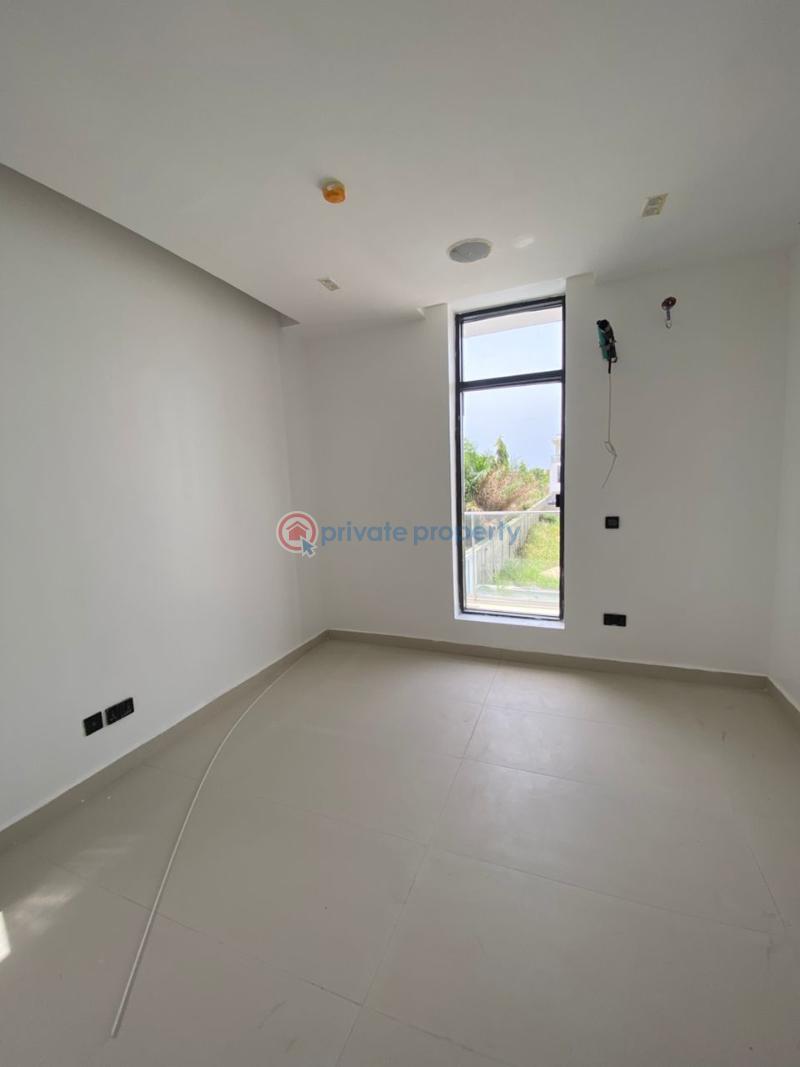 5 bedroom Semi detached Duplex For Sale Ikate Lekki Lagos - 2