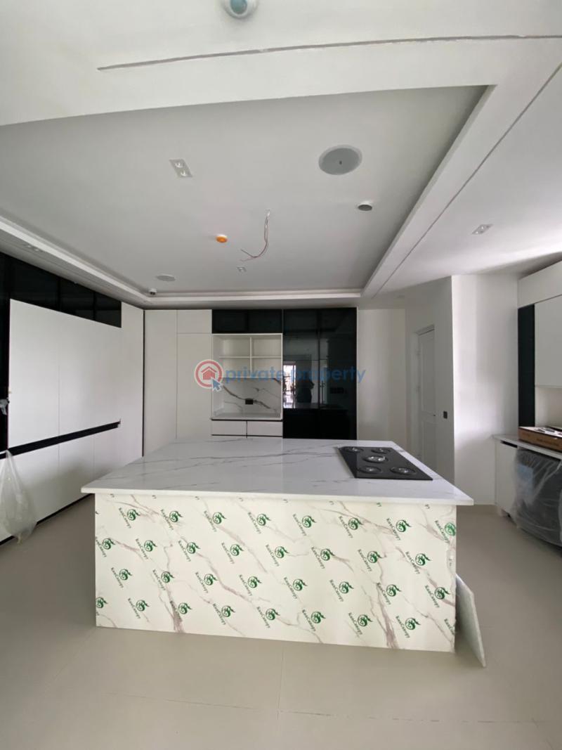 5 bedroom Semi detached Duplex For Sale Ikate Lekki Lagos - 3