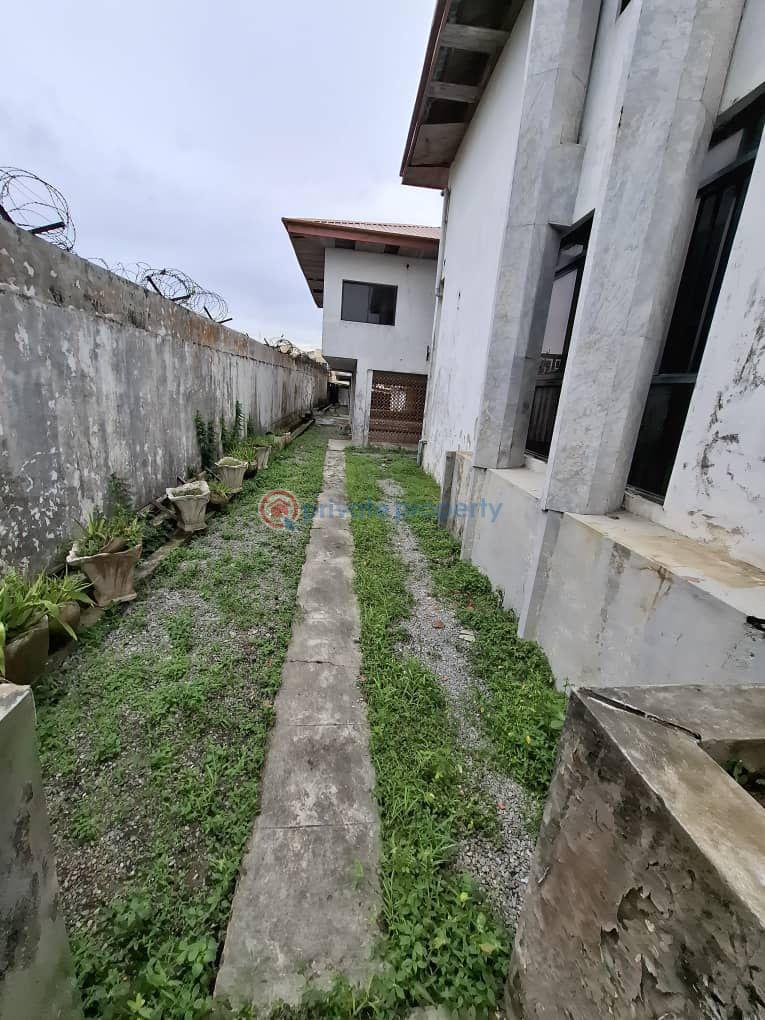 House For Rent Off Ligali Ayorinde Victoria Island Lagos - 20