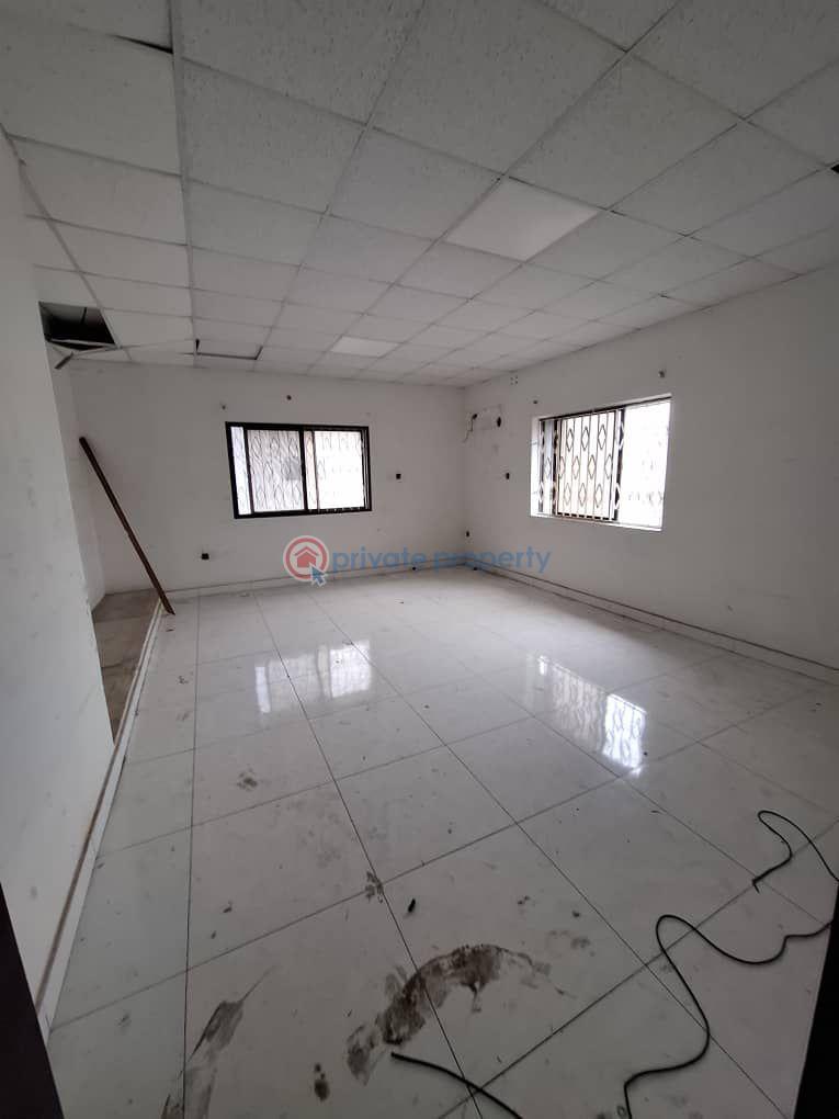 House For Rent Off Ligali Ayorinde Victoria Island Lagos - 15