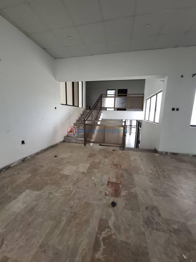 House For Rent Off Ligali Ayorinde Victoria Island Lagos - 9