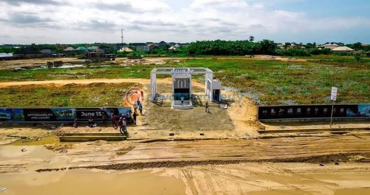 Land For Sale June 15 Estate, Beside Eleko Junction, Along Lekki Epe Expressway, Eleko Ibeju-Lekki Lagos - 4